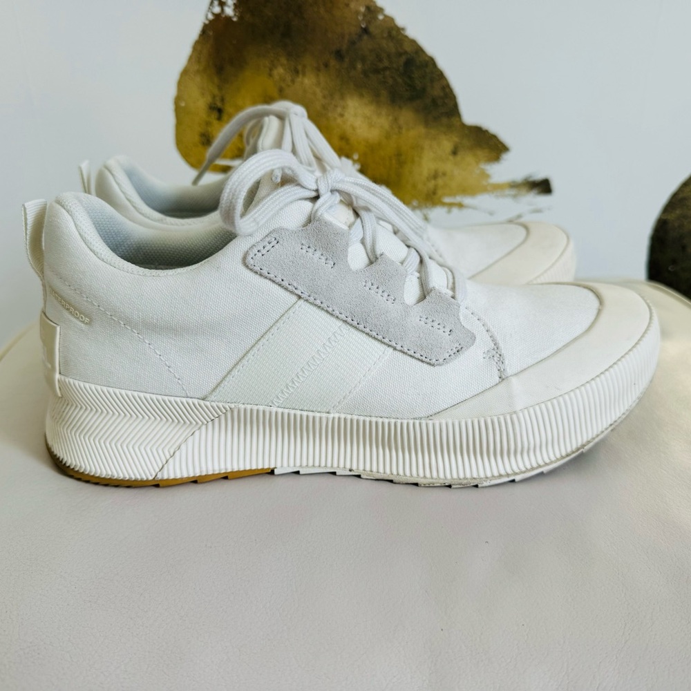 Sorel White Canvas Athletic Sneakers